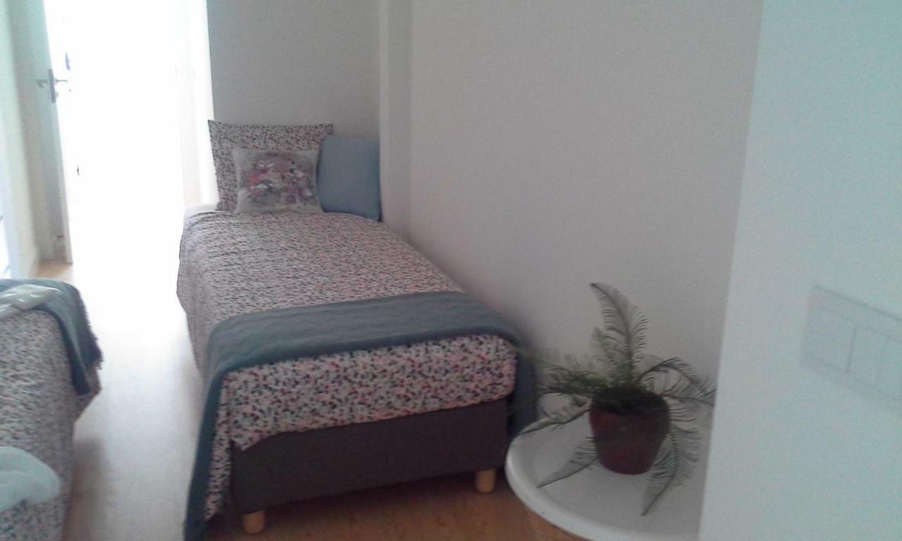 Chezvous Apartments Lisbona Esterno foto